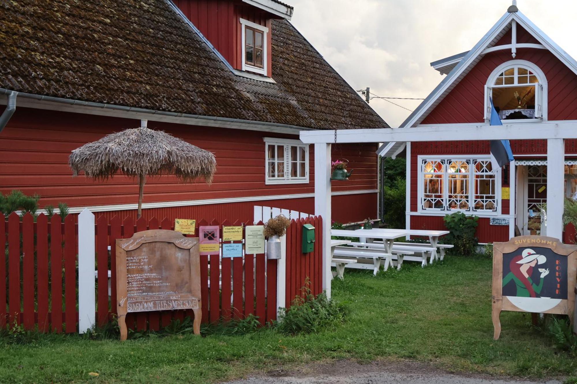 Leesi Puhkemaja Guest House Eksteriør bilde